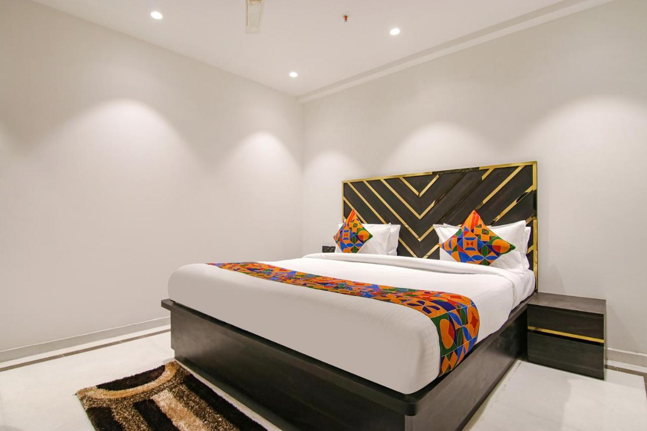 Fabhotel Greysky Нью-Делі Екстер'єр фото
